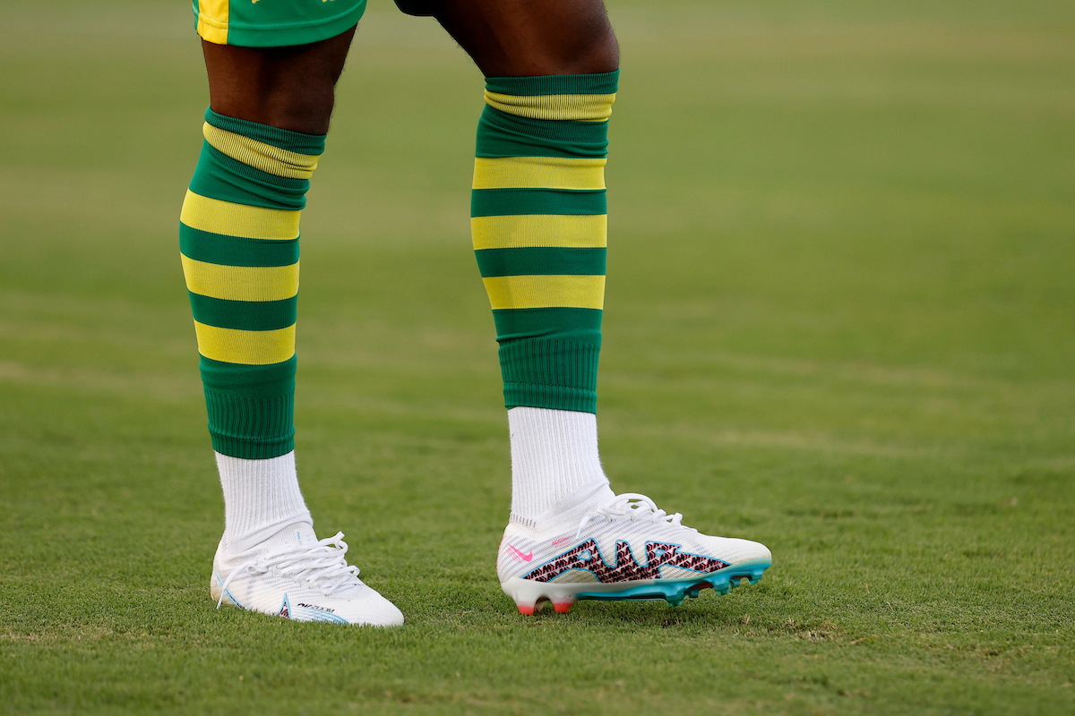 soccer-sock-Tampa-Bay-rowdies